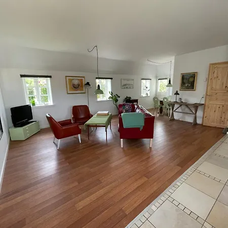 Pa Elmensbjerg Asperup