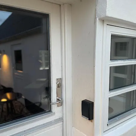 Pa Elmensbjerg * Asperup